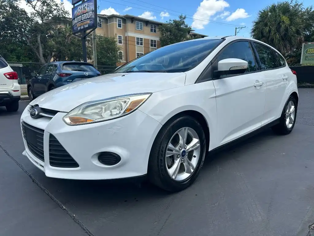 2013 Ford Focus 5 Door Hatch SE's photo