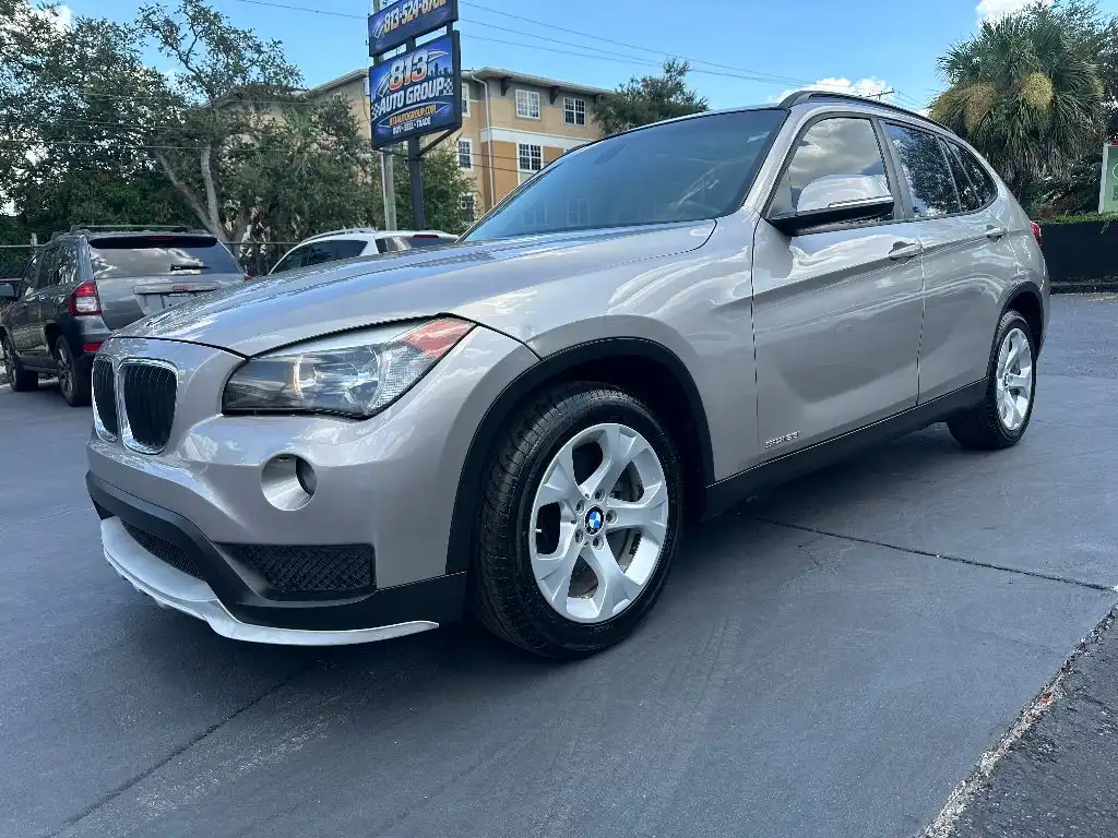 2015 BMW X1 sDrive28i's photo
