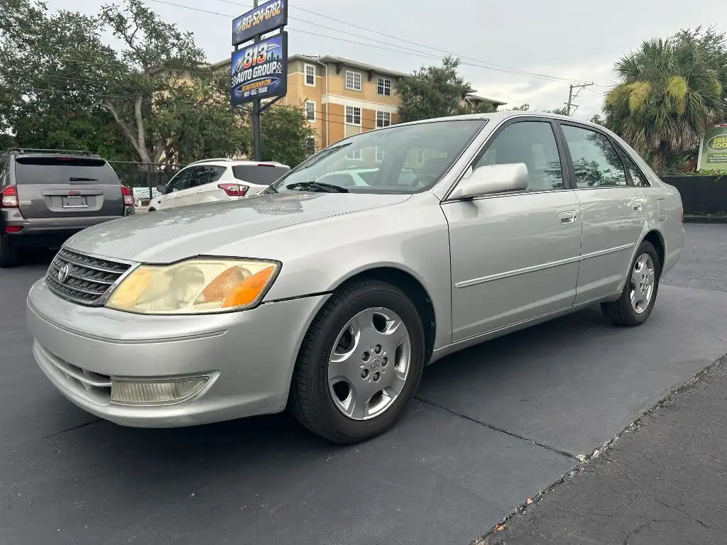 2004 Toyota Avalon XLS Bench's photo