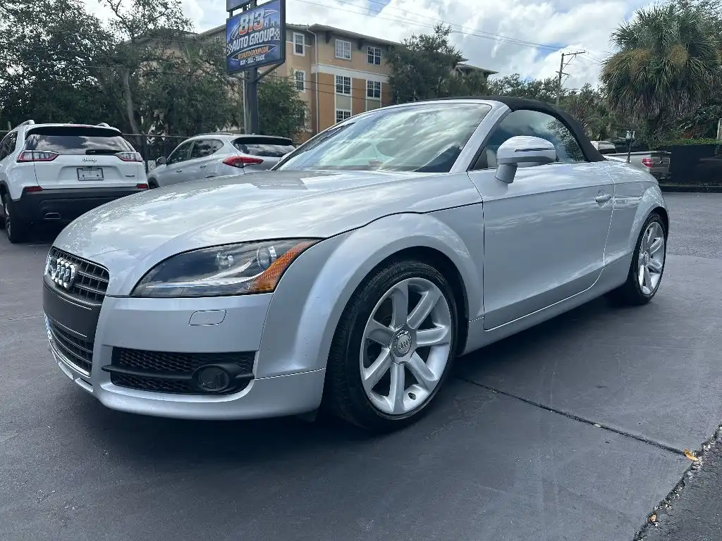 2010 Audi TT 2.0T quattro S tronic Premium's photo