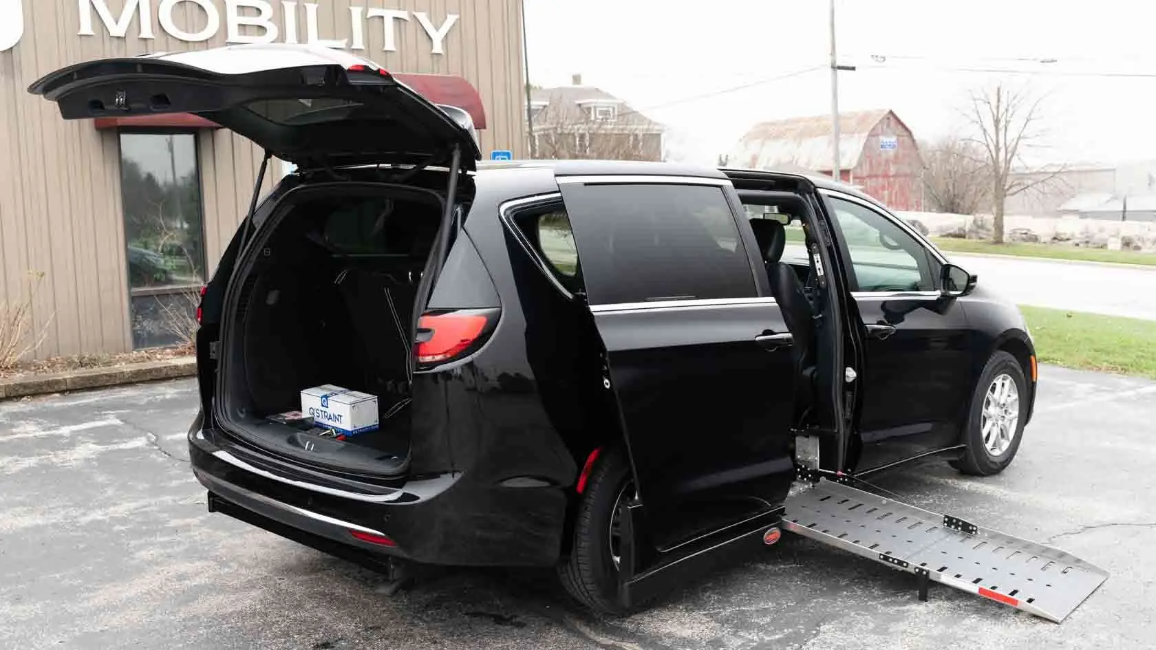 2025 Chrysler Pacifica Select photo 3