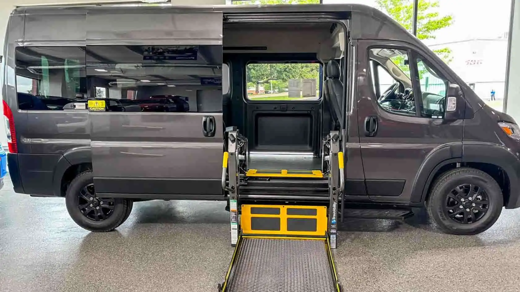 2026 RAM ProMaster Window Van 2500 SLT+ 159" WB High Roof's photo
