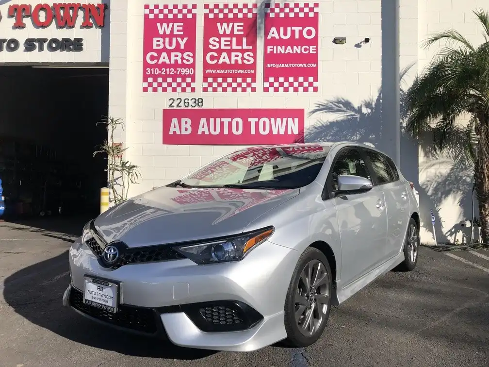 2018 Toyota Corolla iM CVT's photo