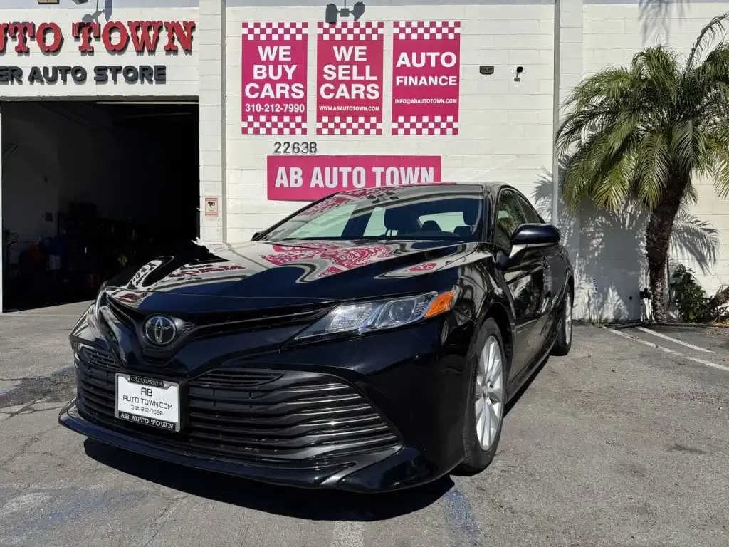 2018 Toyota Camry 2.5 Auto LE's photo