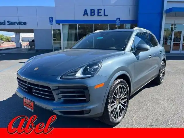 2020 Porsche Cayenne Base's photo