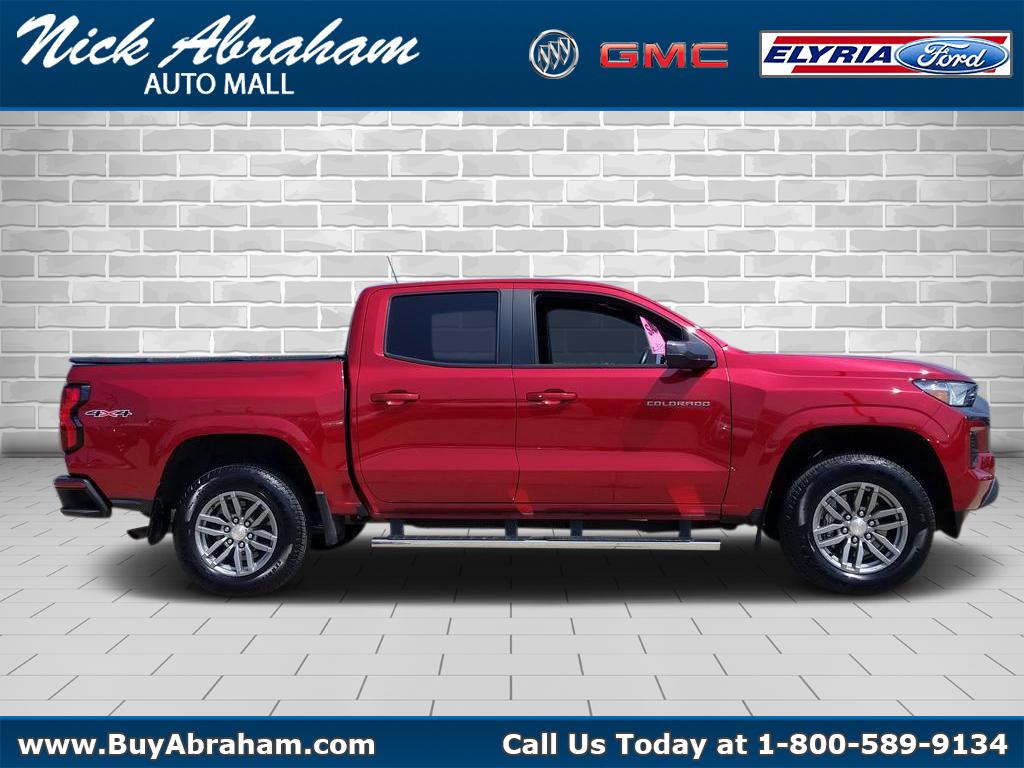 2024 Chevrolet Colorado 4WD LT Crew Cab Short Box's photo