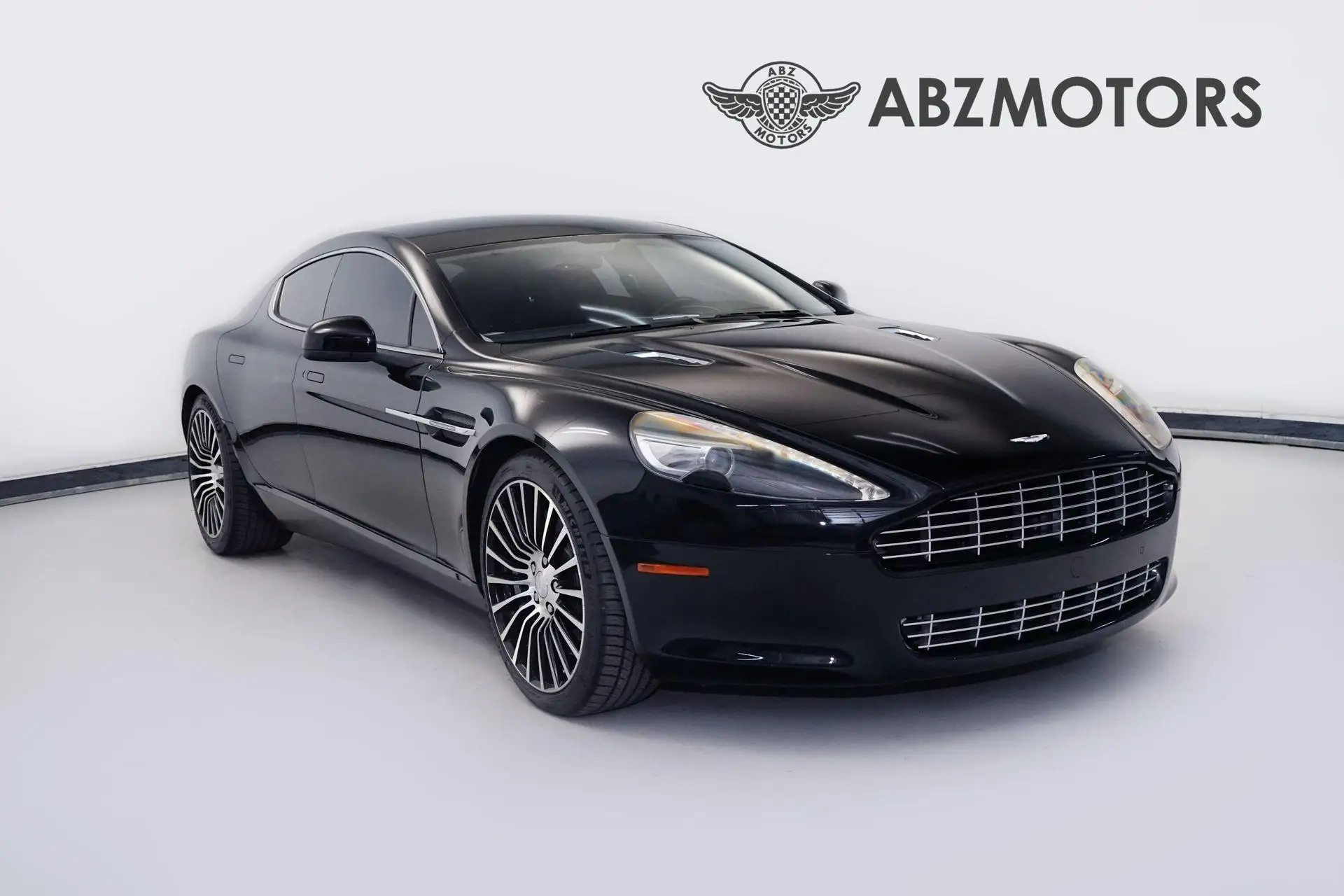 2012 Aston Martin Rapide Rapide Luxury photo 1