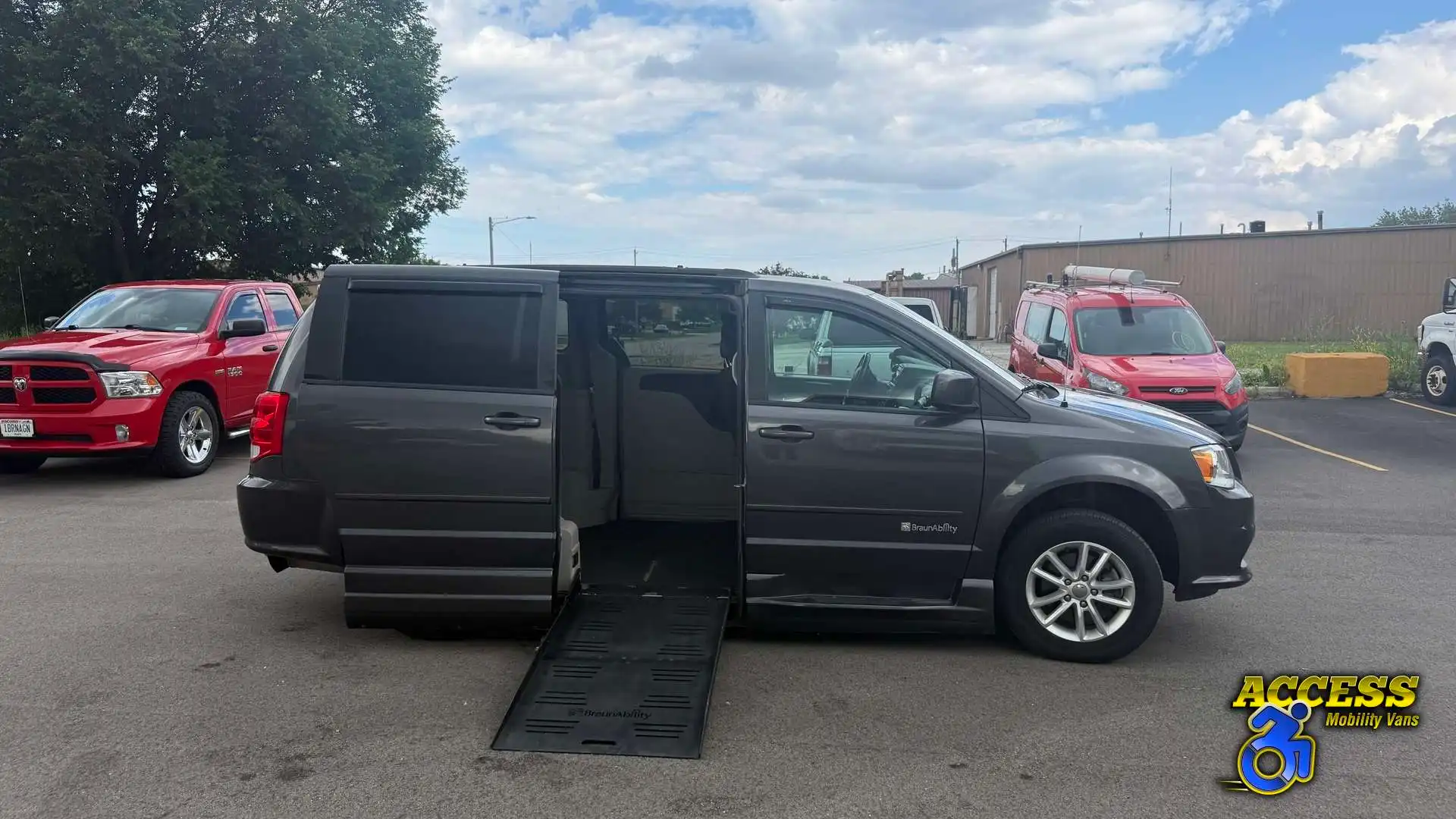 2016 Dodge Grand Caravan SXT's photo