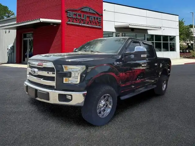 2017 Ford F-150 XLT SuperCrew 5-1/2 Box's photo