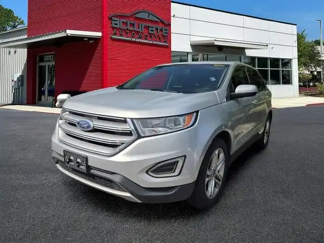 2018 Ford Edge Titanium's photo