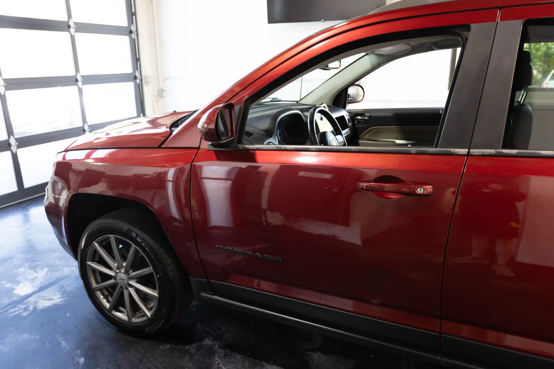 2014 Jeep Compass Latitude photo 3