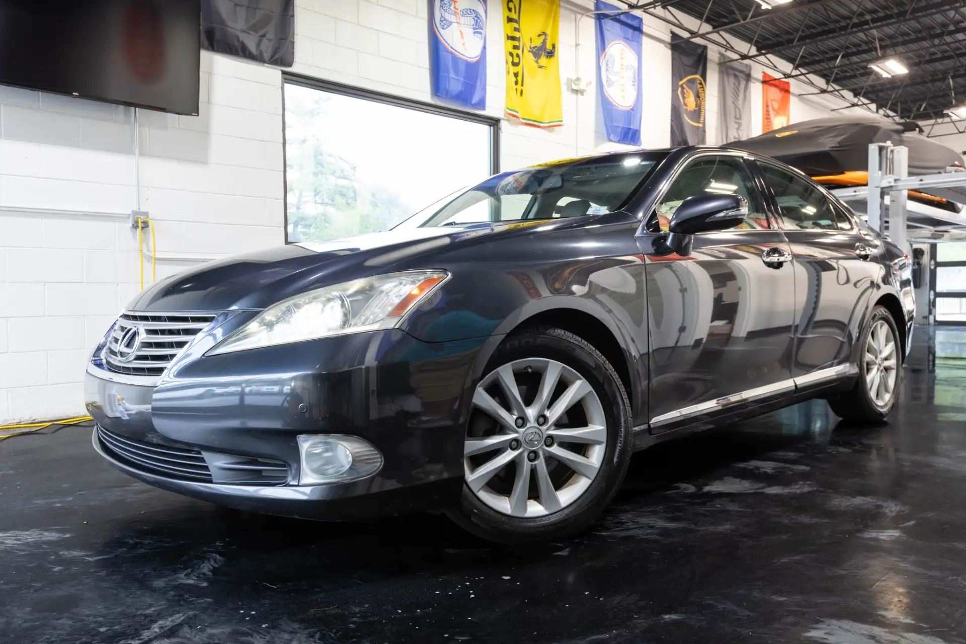 2011 Lexus ES 350 350's photo