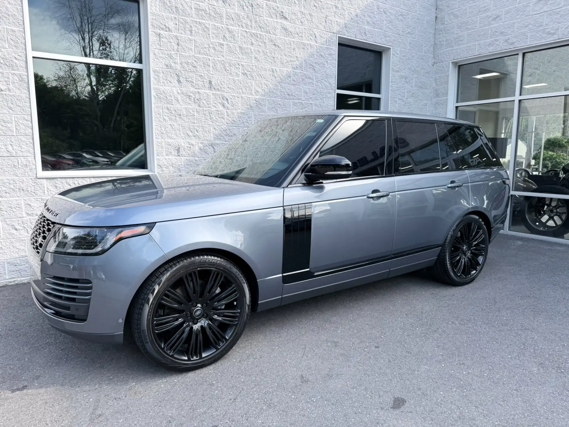2021 Land Rover Range Rover 3.0 P360 MHEV HSE Wesminster's photo