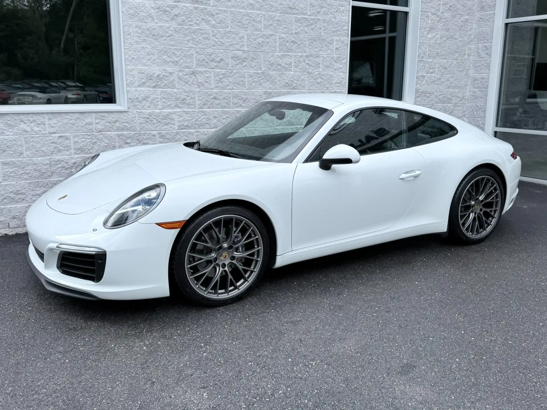 2017 Porsche 911 Carrera Coupe's photo