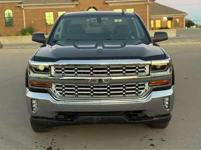2017 Chevrolet Silverado 1500 LT 4X4 Double Cab Std Box's photo