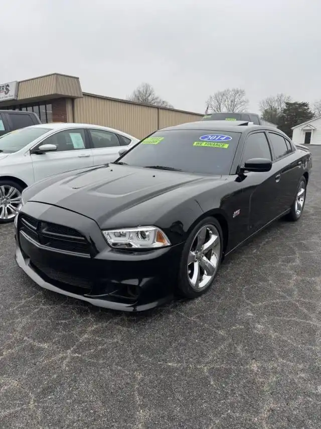2013 Dodge Charger R/T's photo