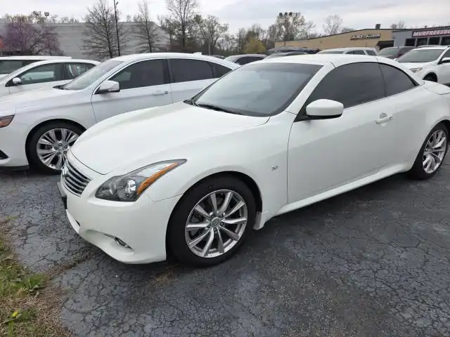 2014 INFINITI Q60 Convertible's photo