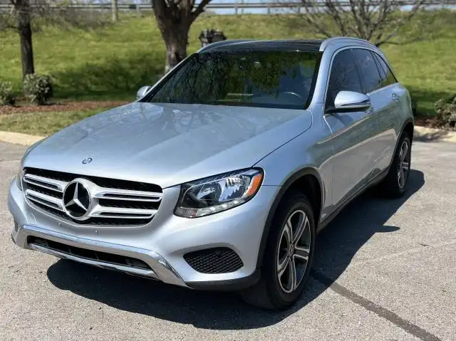 2017 Mercedes-Benz GLC GLC300 4MATIC's photo