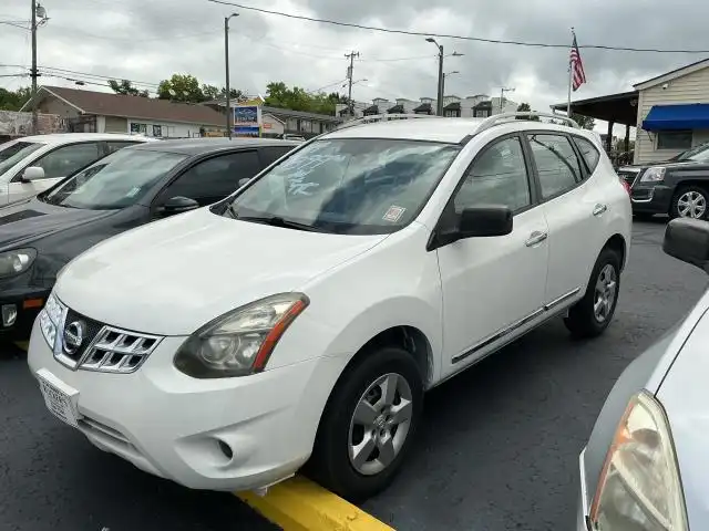 2014 Nissan Rogue Select S AWD's photo