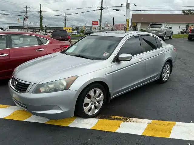 2010 Honda Accord EX-L Auto's photo