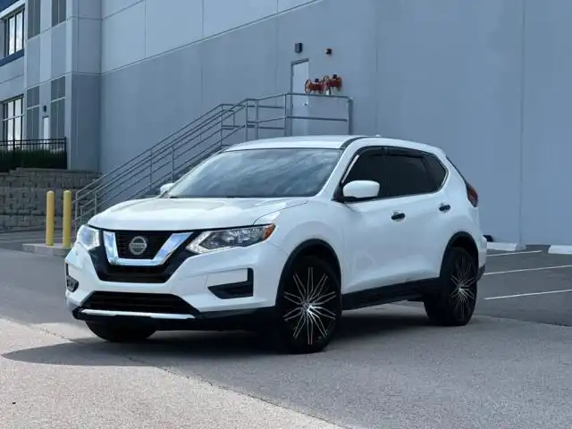 2018 Nissan Rogue S FWD's photo