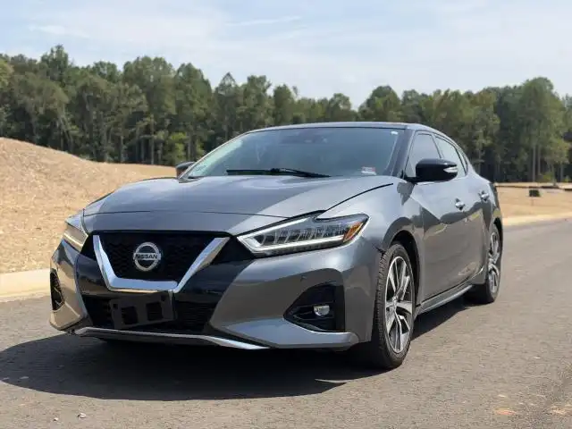 2020 Nissan Maxima SL's photo