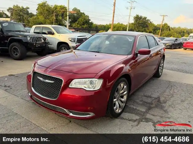 2018 Chrysler 300 Touring L RWD's photo