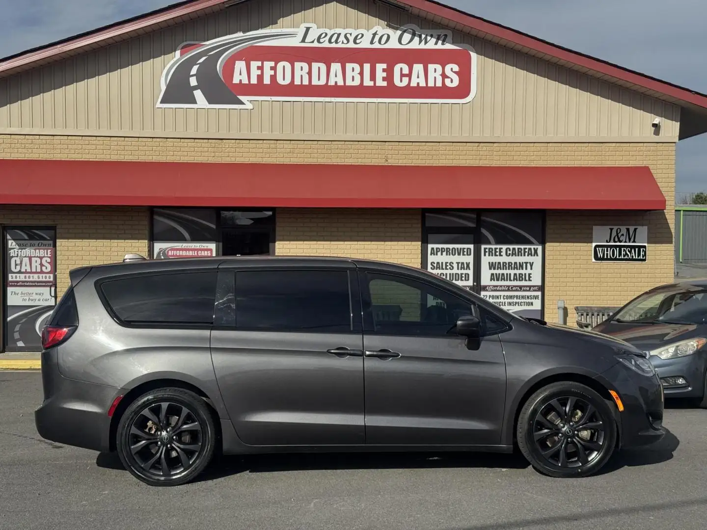 2018 Chrysler Pacifica Touring Plus photo 1