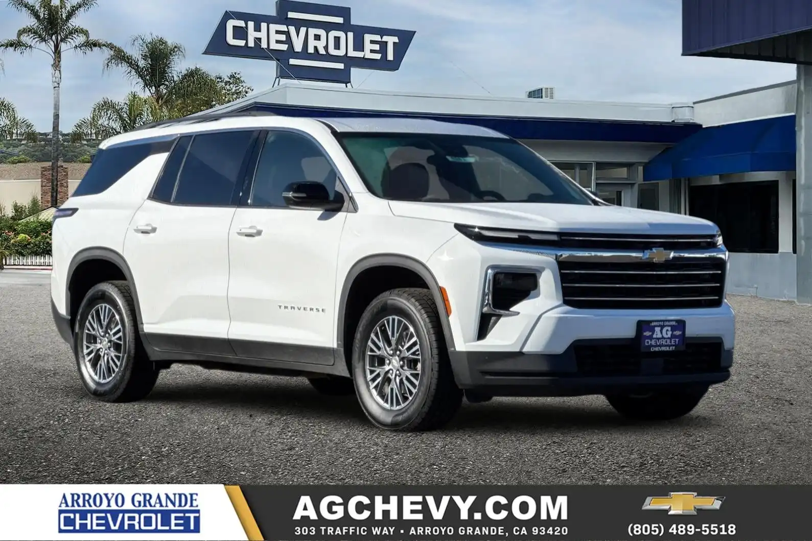 2025 Chevrolet Traverse FWD LT's photo