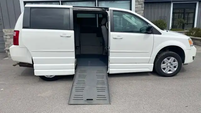 2009 Dodge Grand Caravan SE FWD's photo
