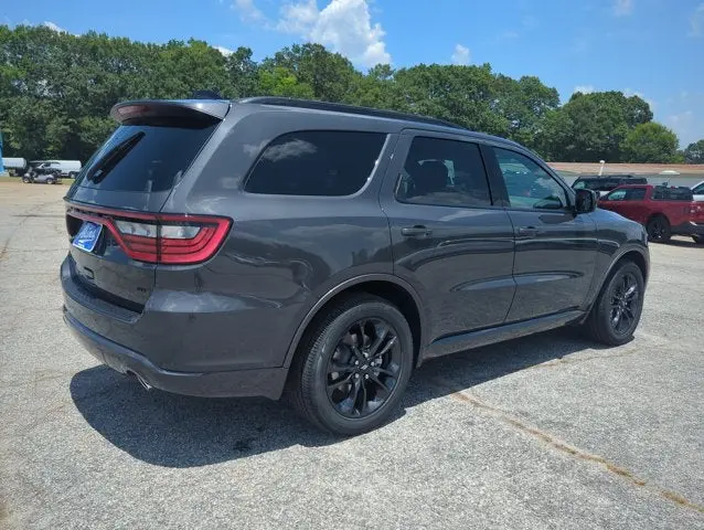 2026 Dodge Durango GT RWD photo 3