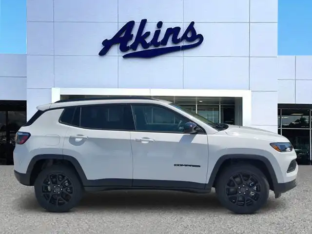 2026 Jeep Compass Altitude 4X4's photo