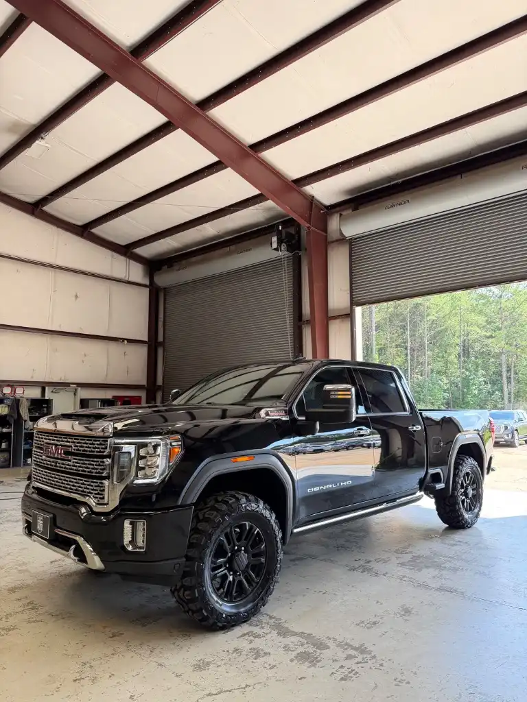2021 GMC Sierra 4WD Crew Cab Standard Box Denali's photo