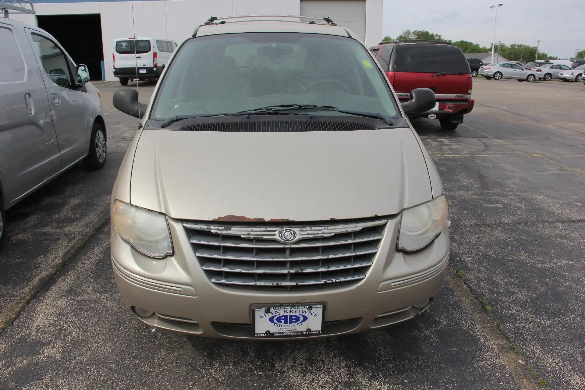 2005 Chrysler Town & Country Limited LWB's photo
