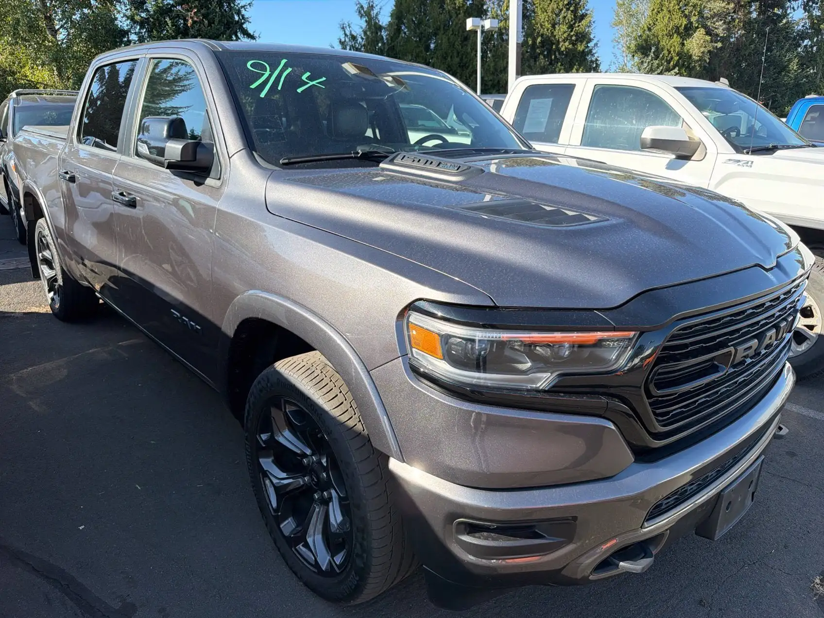 2023 RAM 1500 Limited 4WD Crew Cab 5'7's photo