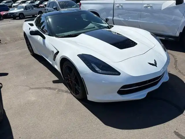 2016 Chevrolet Corvette Stingray Coupe 2LT w/Z51's photo