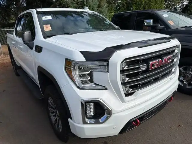 2020 GMC Sierra 4WD Crew Cab Standard Box AT4's photo