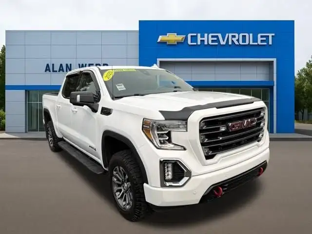 2020 GMC Sierra AT4 4WD Crew Cab Standard Box's photo