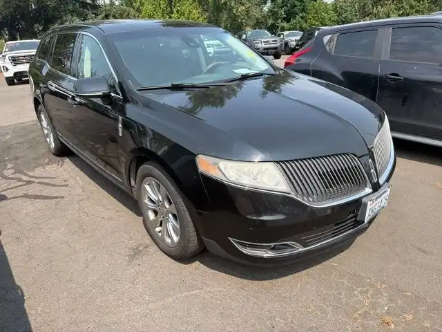 2013 Lincoln MKT 3.5 EcoBoost AWD's photo