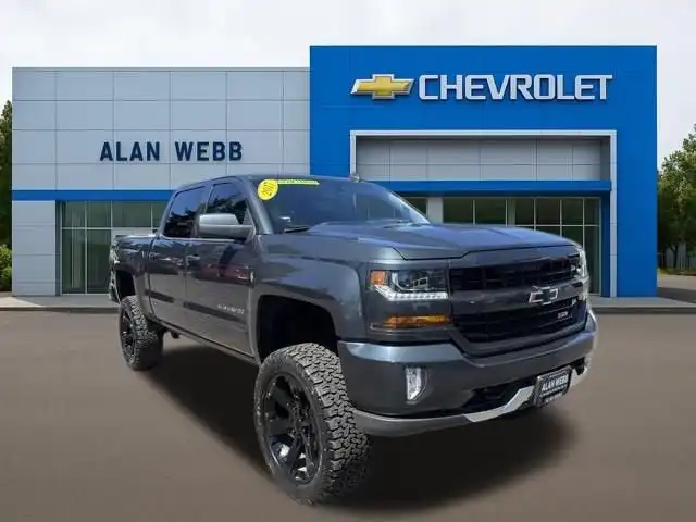2017 Chevrolet Silverado 1500 LT Z71 4X4 Crew Cab Short Box's photo