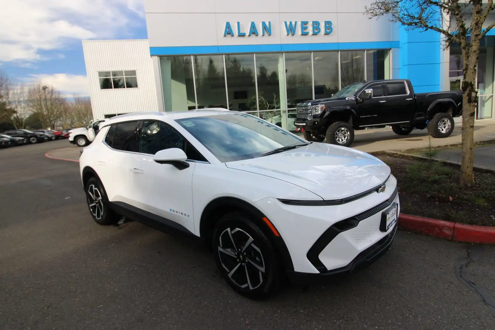 2026 Chevrolet Equinox EV 2LT eAWD's photo