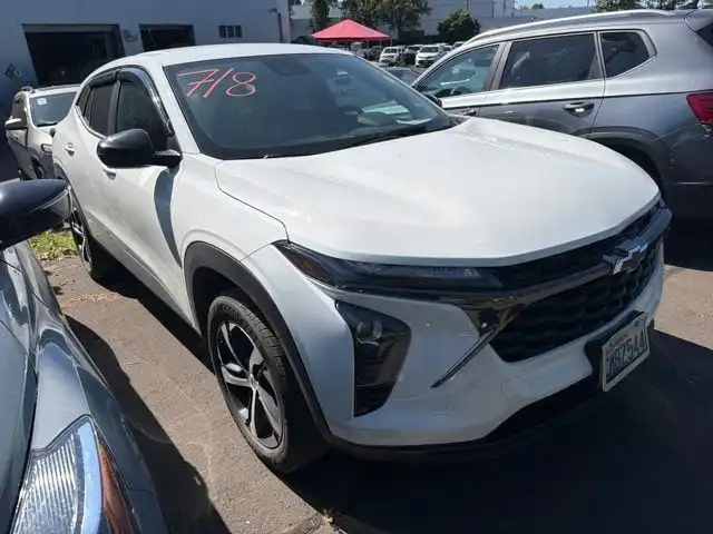 2024 Chevrolet Trax 1RS's photo
