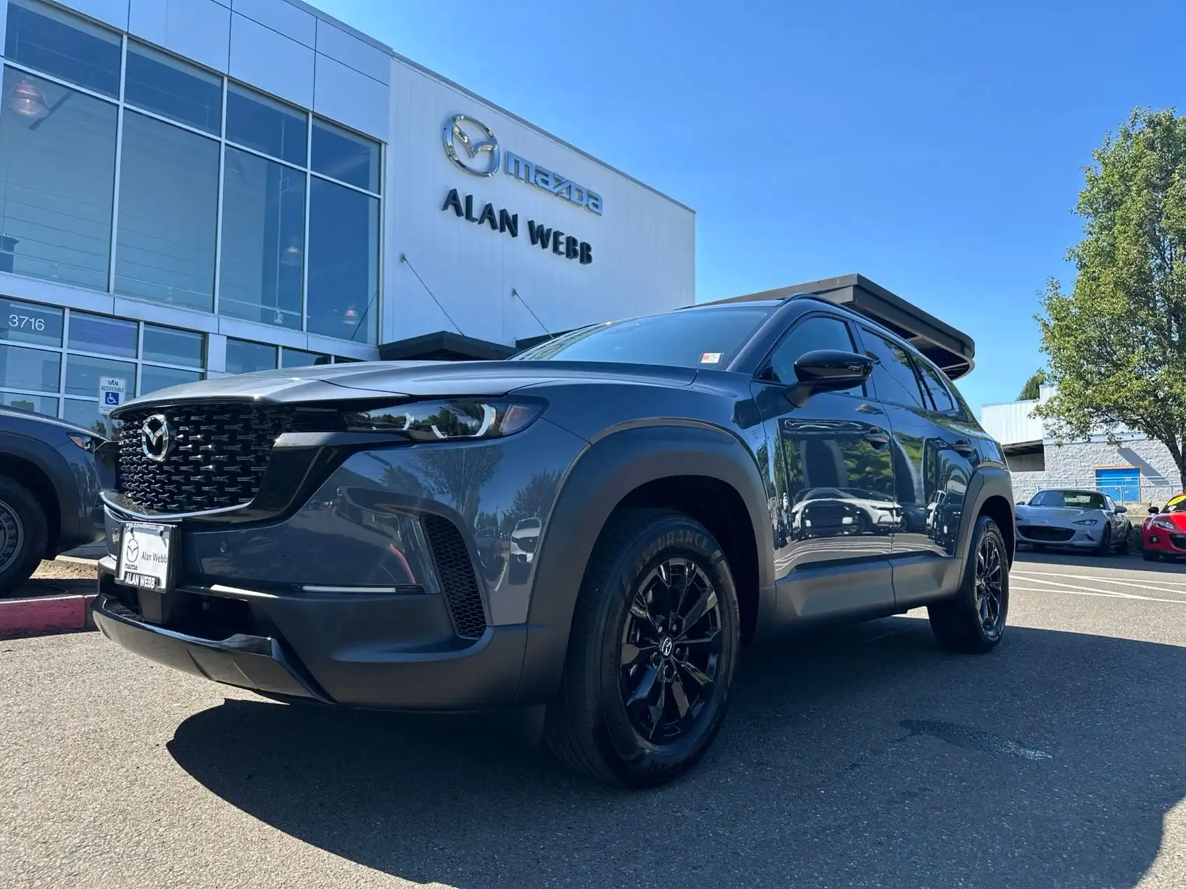 2026 Mazda CX-50 2.5 Hybrid Premium's photo