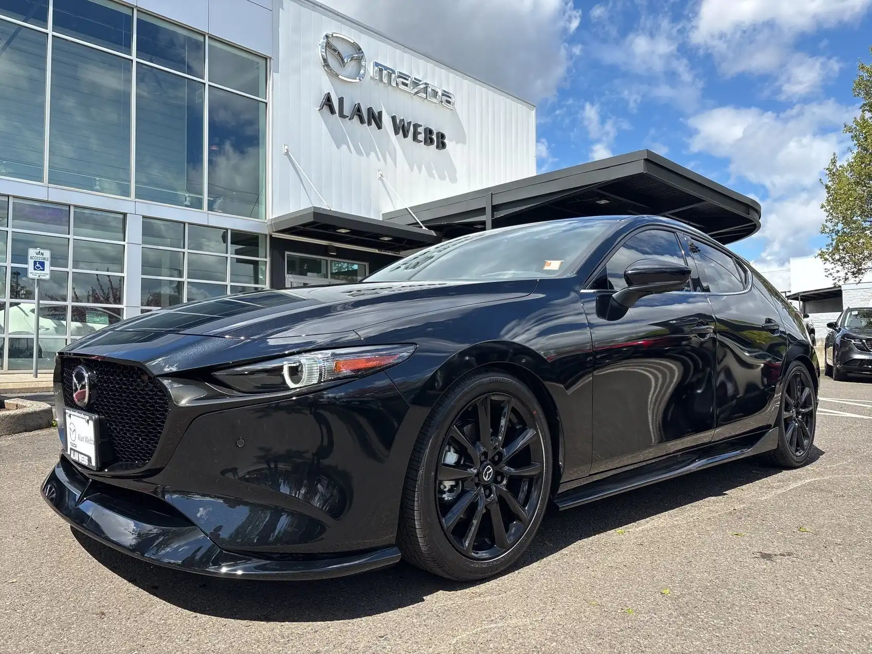 2026 Mazda CX-3 Premium Plus 2.5 AT 5-Door SKYACTIV AWD's photo