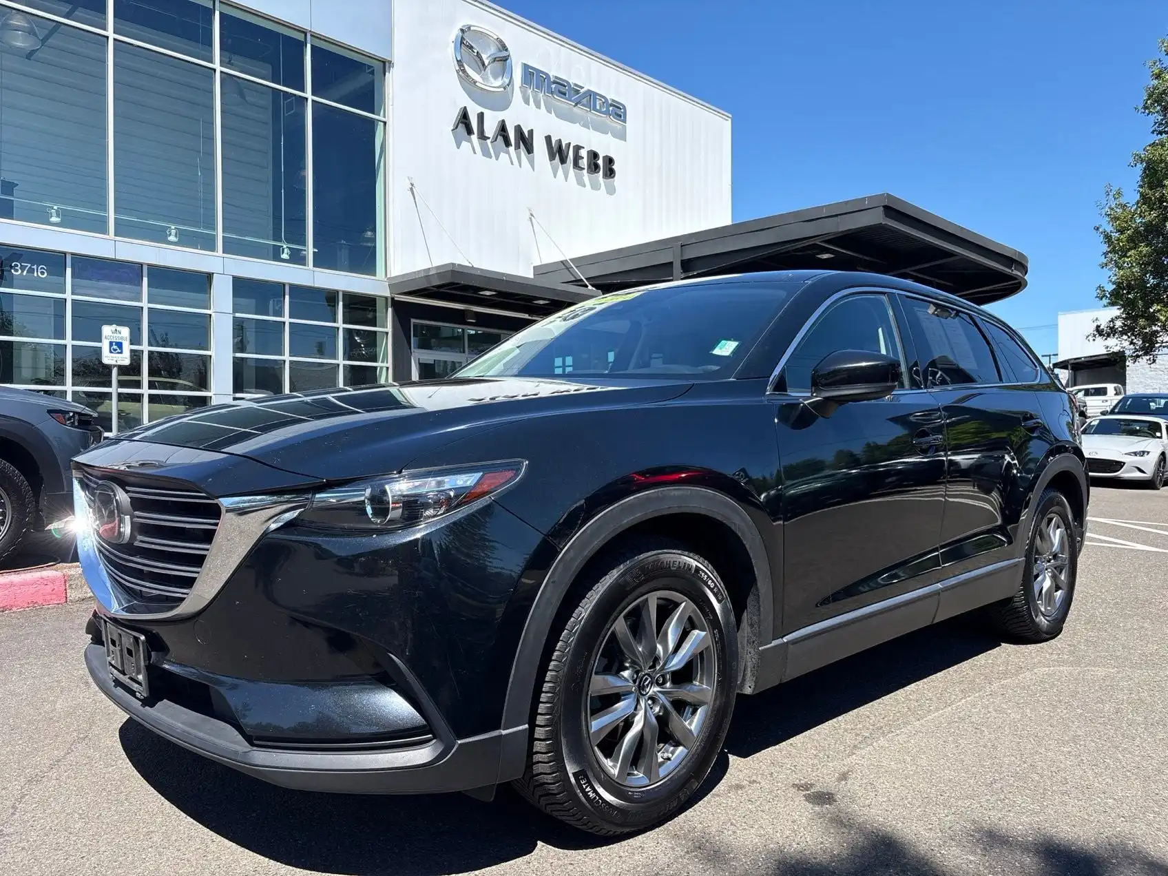 2019 Mazda CX-9 Touring AWD's photo