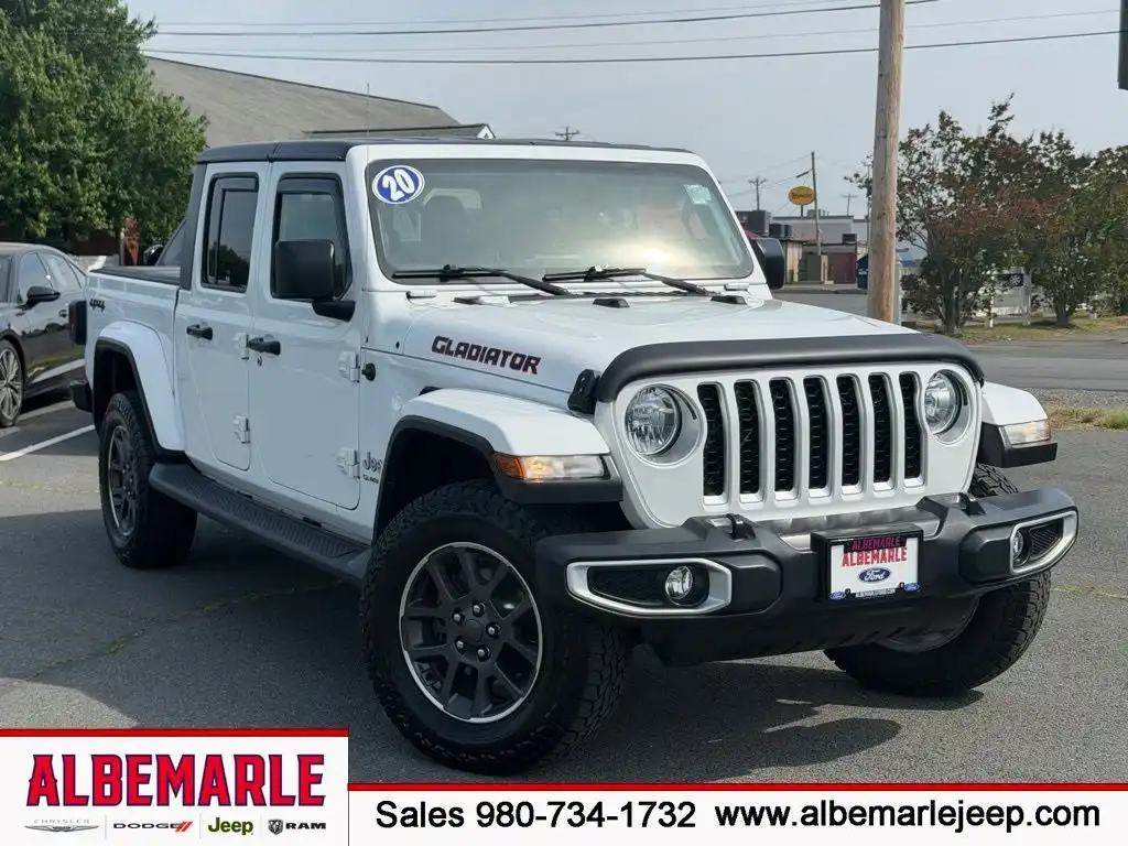 2020 Jeep Gladiator Overland's photo