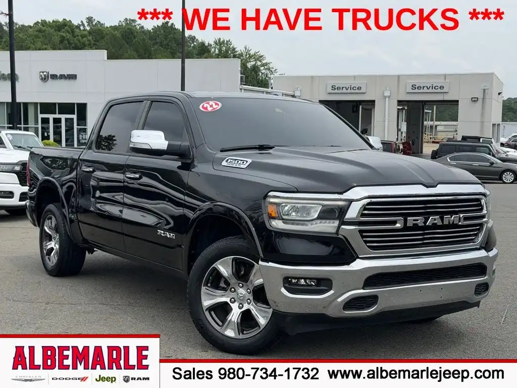 2022 RAM 1500 Laramie 4x4 Crew Cab 5'7's photo