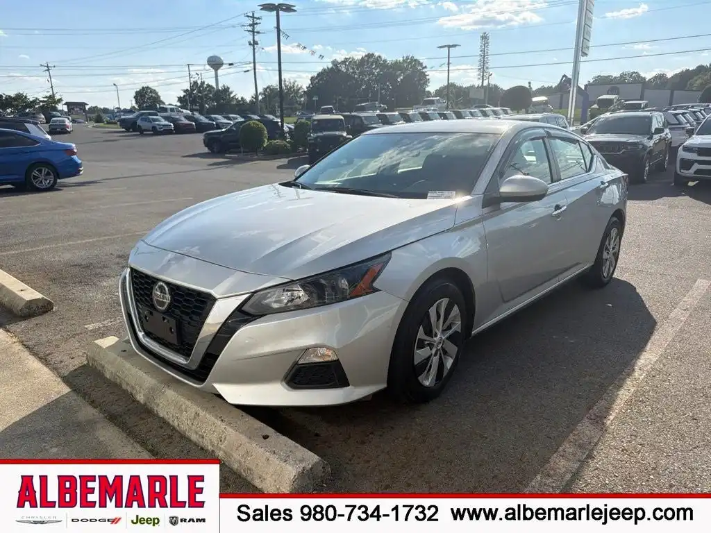 2022 Nissan Altima 2.5 S's photo