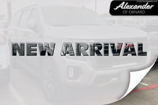 2024 GMC Yukon AT4 4WD's photo