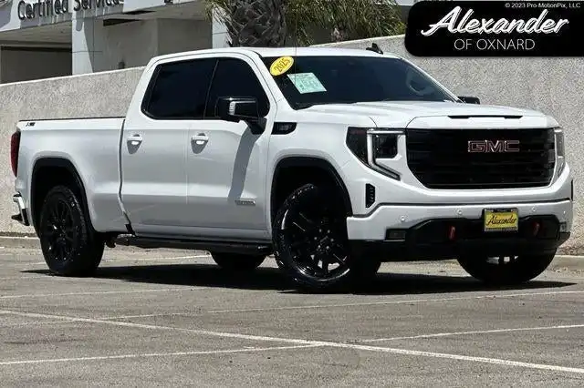 2025 GMC Sierra 4WD Crew Cab Short Box Elevation's photo